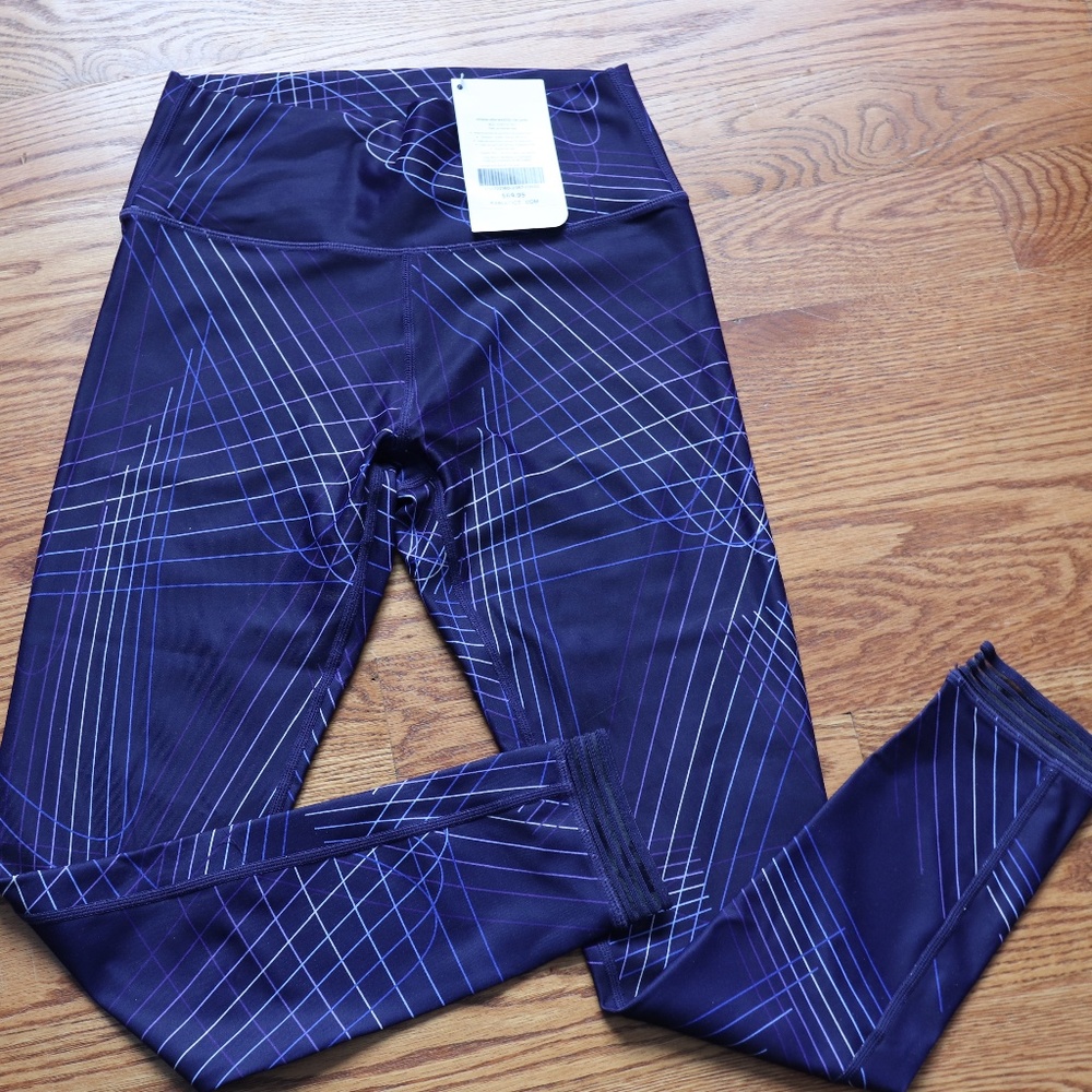 Fabletics Cropped Leggings